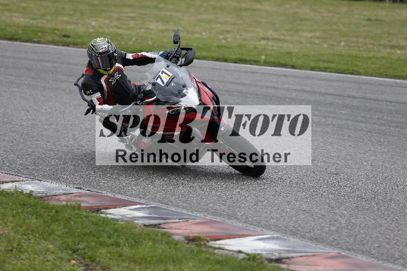 Archiv-2025/10 23.04.2025 Cornu Master School ADR/rot-rouge/71